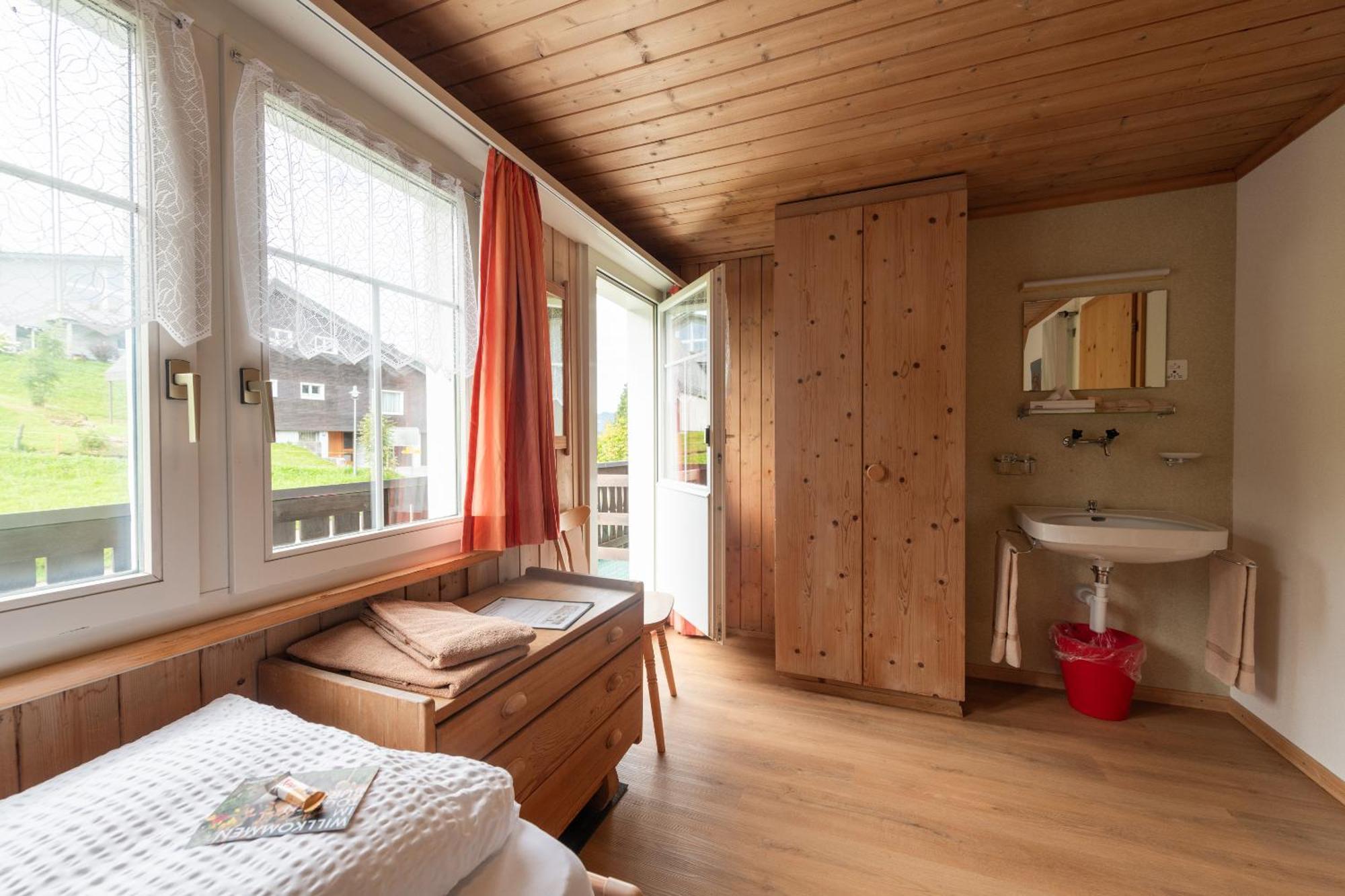 Schwendi Lodge Unterwasser Екстериор снимка